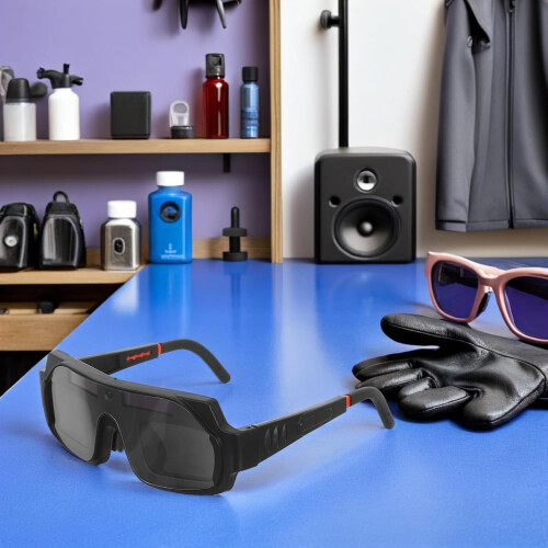 Auto Darkening Welding Goggles with Protective Lens, Adjustable Strap