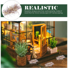 1 Box Plastic Artificial Grass Cluster Miniature Grass Tuft Lightweight Brown Scenery Decoration