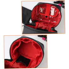 Neceser portátil de gran capacidad para guardar maquillaje.