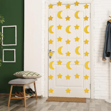 Goldene Glitzer-Papiergirlande mit Sternen und Monden als Hängedekoration
