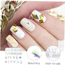 Strass per nail art, gioielli per manicure fai da te, ciondoli per decorazioni unghie, diamanti a fondo piatto per uso domestico e in salone.