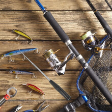 Instrument portabil de detașare a cârligelor de pescuit din oțel inoxidabil