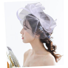 Cappellino fascinator con fiocco a farfalla e veletta in rete, ideale per feste di fidanzamento e tea party.