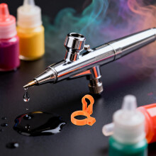 Mallimaalaukseen tarkoitettu airbrush-pidike ja kynä-airbrush-sovitin, tussi-airbrush-muunnin
