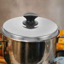 Couvercle en acier inoxydable pour casserole de 4000 ml, résistant à la chaleur et facile à ranger.
