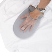 Strijkhandschoen met stoomfunctie, sponsachtig materiaal, geschikt voor snel strijken, flexibele grip, lichtgewicht en comfortabel.