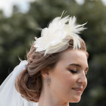 Tocado floral para mujer, sombrero para fiesta de té, diseño de malla y plumas, tocado de novia
