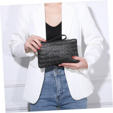 Pochette grande capacité en paille tressée pour femme avec fermeture éclair, noire, format poche.