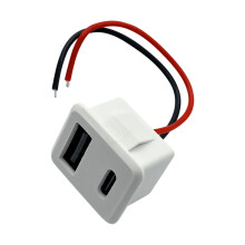 Der hocheffiziente USB-A- und Typ-C-Ladeanschluss-Weiß