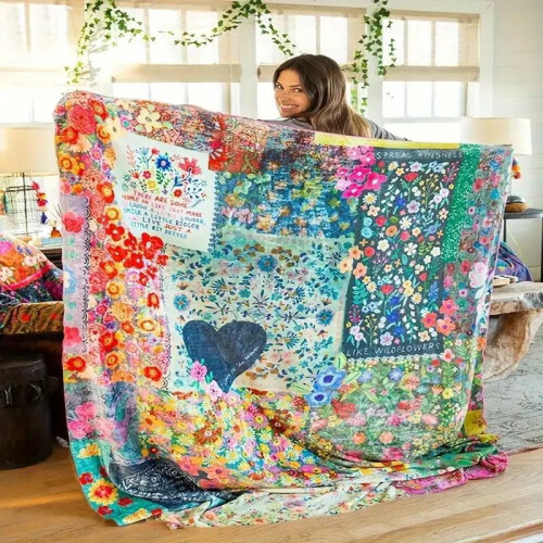 Double-Sided Velvet Blanket Geometric Pattern