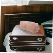Bærbar skoveskeorganisator for reise og sport, sammenleggbar støvtett rosa joggeskoveske med håndtak