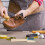 Schuhputzbürste aus robustem Holz für Wildleder 5