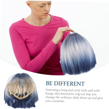 Perruque longue durée en cheveux naturels avec lace front et frange sur le côté, idéale pour les fêtes.
