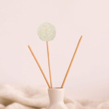 Set di 10 palline di rattan decorative da appendere, design elegante e creativo.