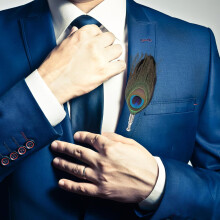 Pinos de broche de casamento de pluma decorativa dos homens de 2pcs Pino preto de lapela para terno de casamento acessórios de festa rústica