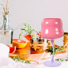 Weinglas aus Glas, Rosé-Glas, 400 ml, rosa, verschleißfest, komfortabel in der Handhabung, elegantes, kreatives Design