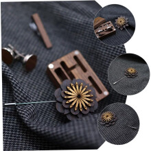 Spilla da bavero da uomo in legno a forma di fiore con design floreale creativo, elegante decorazione per abito.
