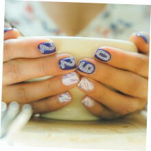 32 PCs Strass deslumbrante para unhas Números de encantos de unhas de metal para reunião de férias
