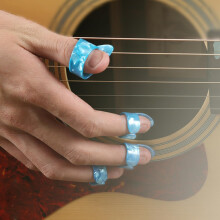 Lot de 12 médiators en celluloïd pour guitare et basse, ultra-fins, pour protéger les doigts