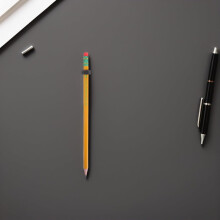 Lot de 10 crayons sensoriels à filetage pour crayons en bois à écrou coulissant, vis noire