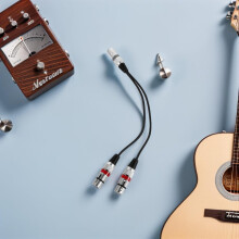 2 Stück XLR-Mikrofonkabel-Splitter mit zwei weiblichen und männlichen Anschlüssen, Gehäuse aus rotem Kunststoff und Metall