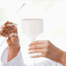 2Pcs Ceramic Buchner Laboratory Filtration Funnels White Porcelain Scientific Filling Funnels