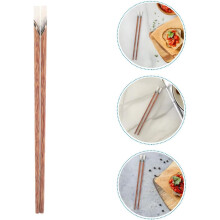 pares de palillos de madera natural reutilizables para comidas familiares y restaurantes.