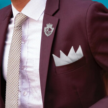 2 broches vintage con corona, caballo y escudo, con diamantes de imitación, para trajes, abrigos, corbatas, vestidos y sombreros de hombre y mujer.