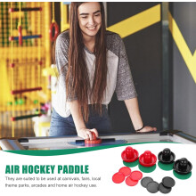 Airhockey-paddel och puckset i plast, hockeytillbehör med blandade färger och robust material