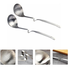 2 stuks hangende soeplepels/schuimlepels van roestvrij staal met lange steel