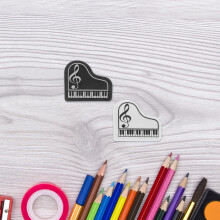 20 mini gomme a forma di pianoforte per studenti, ideali come premi scolastici. Gomme piccole e carine con motivi casuali.