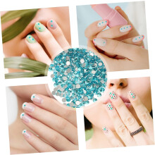 Nagelkunst-Dekoration mit flachem Boden und Kristall-Diamanten, schicke Nagelkunst-Ornamente für DIY-Maniküren
