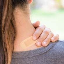 30 Stück Pflaster für Wundversorgung, Erste Hilfe und Outdoor-Aktivitäten, Farbe zufällig