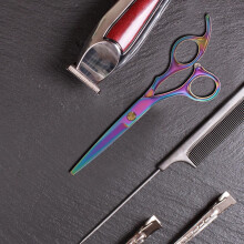 Professionelle Haarschneideschere, geeignet für Familien- und Profifriseursalons, Friseurschere aus Edelstahl