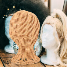 Rattan tecido chapéu suporte manequin forma rack de exibição para chapéus e perucas