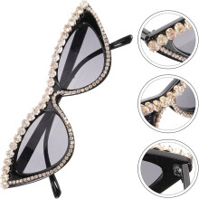 Gafas de sol triangulares estilo ojo de gato para mujer con pedrería decorativa, montura negra, gafas de moda.