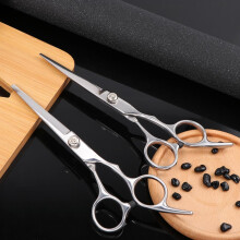 2 stuks zilverkleurige kappersscharen, professionele haarknipscharen voor haarstyling, gebruikt in de salon.