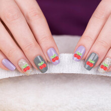 400 stuks platte hars nagelbedeltjes in de vorm van kersen, mini kersen nageldecoratie voor manicure, Valentijnsdag en feestjes.