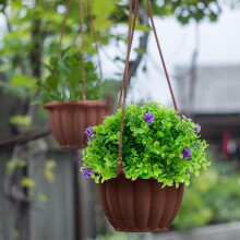 Künstliche Installationen und Arrangements für Hochzeiten: Müheloses Topiary aus grünem PVC