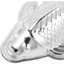 Fischförmige Kuchenform aus Aluminiumlegierung, silberfarben. Leicht zu entformen und einfach zu transportieren – ideal zum Backen in der Küche.