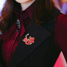 Chinesische Drachenbrosche, Vintage-Brosche aus rotem Metall für Damen und Herren, Anzug-Revers