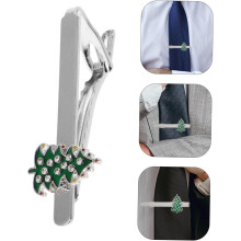 Elegante spilla da cravatta a forma di albero di Natale per uomo, con sofisticato design a fiocco di neve, accessorio perfetto per le feste.
