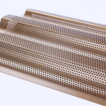 Tavă de copt pentru pâine din oțel carbon antiaderentă, cu design perforat cu 3 fante, Golden Loaf Formă de copt
