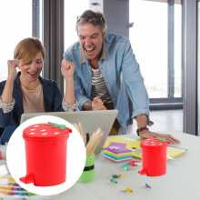 Kleiner, per Knopfdruck zu öffnender Tischabfalleimer im Erdbeer-Design für Büro und Küchenarbeitsplatte