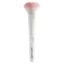 wet n wild Contour Brush, Sculpt, Highlight, & Blend, Luxurious Plush Fibers, Ergonomic Handle for Comfortable Precision Control- Blush