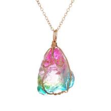 Kristallhalskette - Regenbogen mit handgefertigten Golddetails
