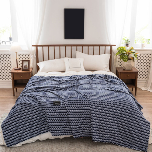 Cool Feeling Silk Summer Blanket, 180x200cm, Blue