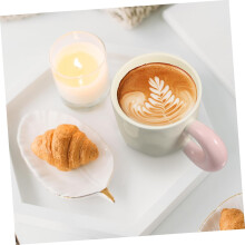 Niedlicher Becher für Kleinkinder, isolierter Reisebecher mit auslaufsicherem, wiederverwendbarem Deckel und Löffel für Tee und Latte Macchiato