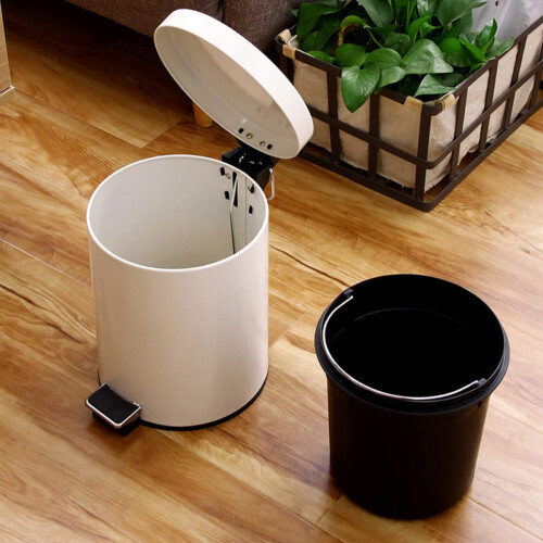 Foot-Operated Trash Can for Kitchen Pedal Design Garbage Bin Lid 1