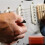 Custodia per chitarra pratica e comoda, leggera, colore rosso, realizzata in materiale sintetico. 4